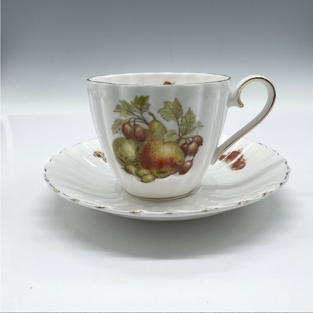 2pc Royal Tuscan Bone China Cup & Saucer Set, Pears and Strawberries decor